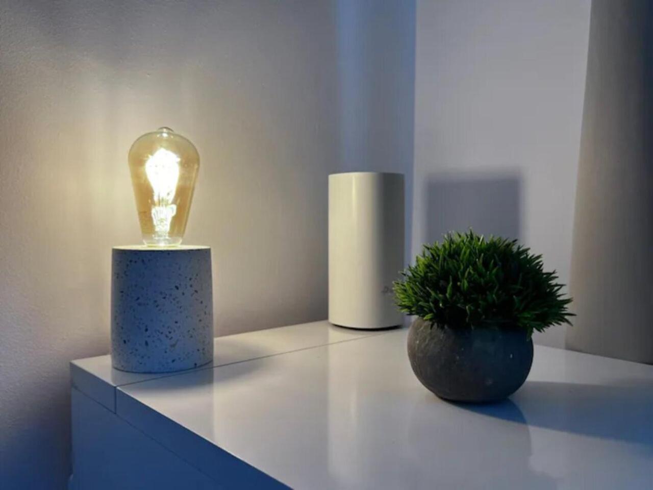 Vila Luminoasa Cu Curte Privata Bukarest Exteriör bild